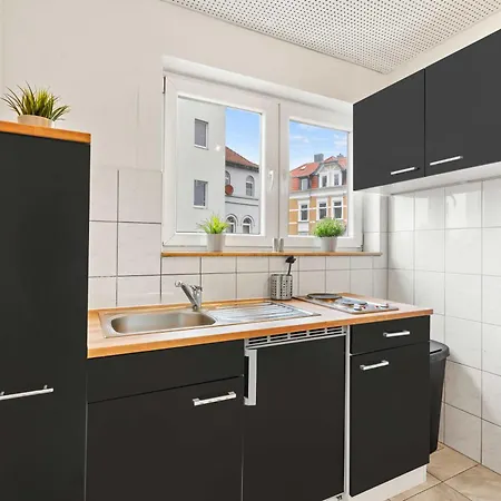 Mivano - Am Bahnhof Celle