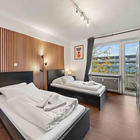 Apartment Mivano - Am Bahnhof *